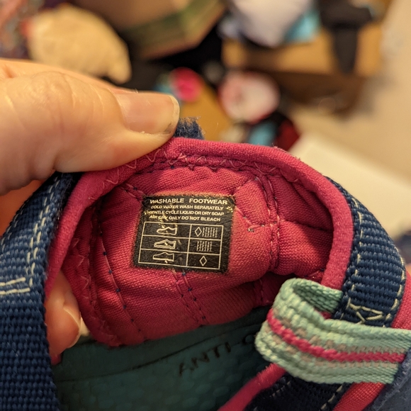 Keen water shoes - Picture 4 of 9